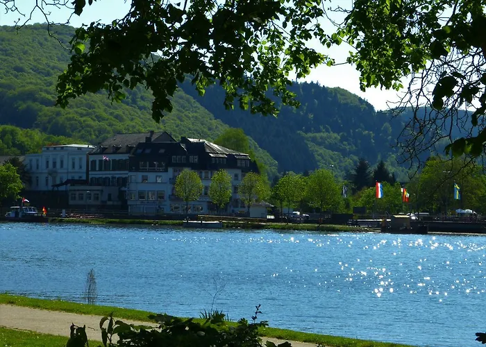 Hotel & Cafe Bellevue