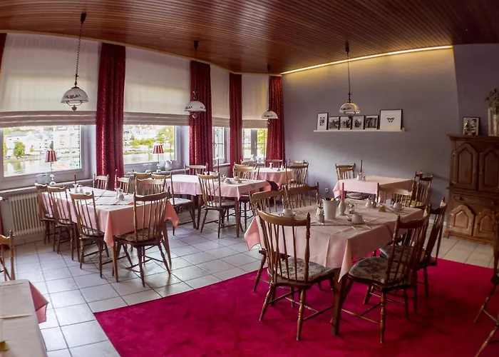 & Cafe Bellevue Hotel 3*